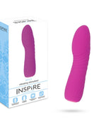 Vibrierender stimulator inspire essential myla purple in leuchtendem pink aus silikon mit ergonomischem design und glatter oberfläche