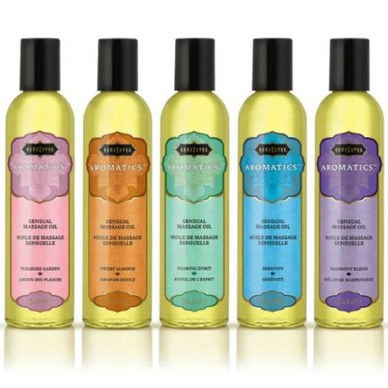 Fünf flaschen kamasutra set 15 aromatischer sinnlicher massageöl in verschiedenen farben mit schwarzen verschlüssen