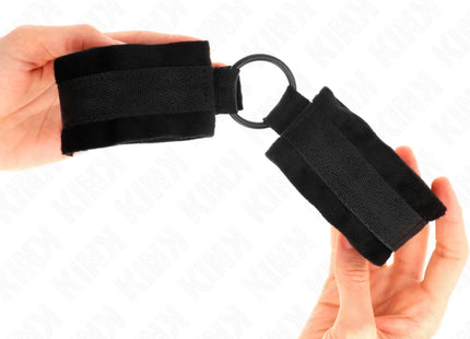 KINK - BEGINNER PELZ HANDMANSCHETTEN 25 CM MIT O-RING 4 CM SCHWARZ VERSTELLBAR 15-25 CM