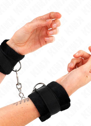 KINK - BEGINNER PELZHANDMANSCHETTEN SCHWARZ 30 X 7 CM