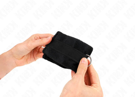 KINK - BEGINNER PELZHANDMANSCHETTEN SCHWARZ 30 X 7 CM