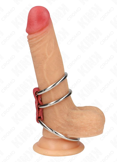 KINK - DREIFACH METALL PENISRING 3,7 CM BIS 5 CM VERBUNDEN MIT ROTEM LEDER