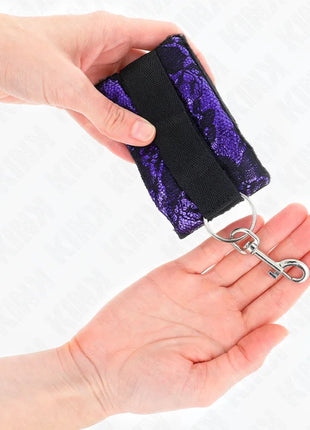 KINK - KURZE HANDGELENKSFESSELN AUS SAMTSPITZE UND NYLONBINDUNG LILA/SCHWARZ 23 X 6,5 CM