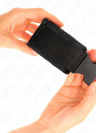 KINK - NYLON BIND-HANDFESSELN MIT KLETTVERSCHLUSS ROT-SCHWARZ MODELL 1 VERSTELLBAR 25-35 CM X 6 CM