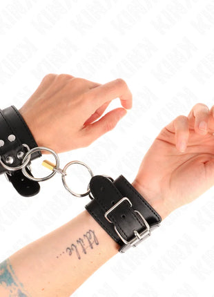 KINK - O-RING VERRIEGELTE HANDGELENKFESSELN SCHWARZ VERSTELLBAR 20-28 CM X 5,5 CM
