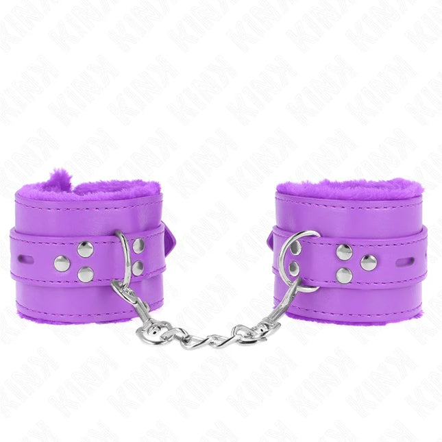 KINK - PELZGEFÜTTERTE HANDGELENKFESSELN MIT QUADRATISCHEN LÖCHERN LILA UND LILA GÜRTEL VERSTELLBAR 17-29 CM X 6 CM