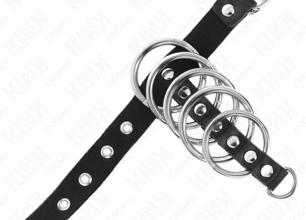 KINK - PENISRING AUS LEDER MIT VERSCHLUSSBAND 21 X 2 CM UND 5 METALLRINGEN VON 3 CM BIS 4 CM