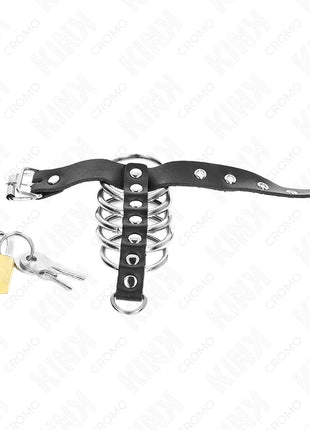 KINK - PENISRING AUS LEDER MIT VERSCHLUSSBAND 21 X 2 CM UND 5 METALLRINGEN VON 3 CM BIS 4 CM