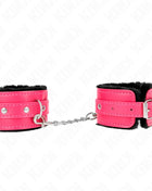 KINK - PREMIUM PELZGEFÜTTERTE HANDGELENKFESSELN SCHWARZ MIT HIMBEERROSEN-GÜRTEL VERSTELLBAR 17-29 CM X 6 CM