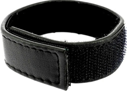LEATHER BODY - VERSTELLBARER LEDERGURT MIT KLETTVERSCHLUSS FÜR SCHWARZEN PENIS