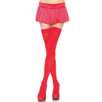 Leg avenue rote nylon oberschenkelhohe strümpfe mit plissee minirock und glitzernden plateauschuhen