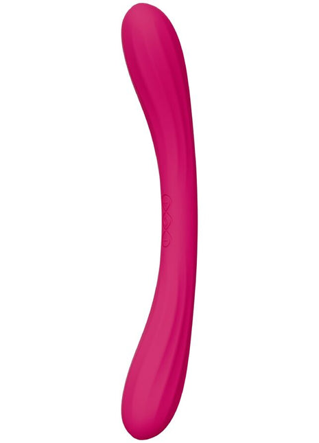 Ein schlanker, leuchtend pinker silikonvibrator von lelo mit glattem, geschwungenem design und texturierter griff