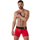 Locker gear rote boxer briefs mit schwarzem bund und anatomisch geformter fronttasche in breiter bund-hose design
