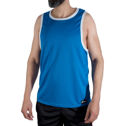 Macho t-shirt blaues gym-t-shirt mit weißen kanten und kleinem schwarzem markenetikett am saum