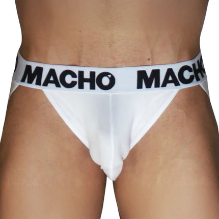 Weiße macho briefs mit eng anliegendem design und schwarzem macho logo auf dem bund für männliche anatomie