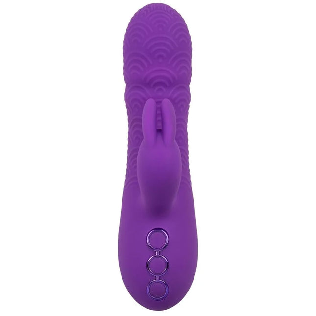 Lila silikon vibrator in form eines kaninchens mit wellenstruktur und drei runden bedientasten von manhattan beach marvel