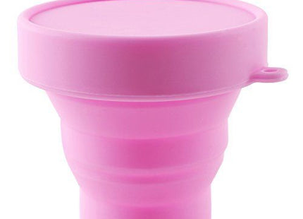 Rosa zusammenklappbarer silikonbecher mit passendem deckel und kleinem griff für nina kikí bechersterilisator