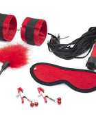 Ohmama fetish 5-teiliges bondage-set mit roten und schwarzen samt-handfesseln und metallverschluss
