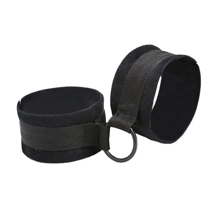 Ohmama fetish anfnger-handschellen schwarze stoffhandschellen mit metallring und verstellbarem riemen