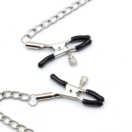 Ohmama Fetish silberne Kette mit schwarzen griffen und belüfteten Nippelklemmen für Fetischspiele