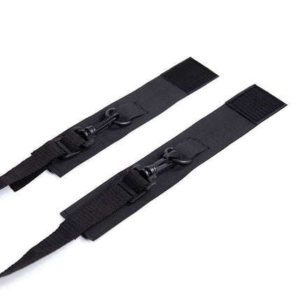 Schwarze bondage-fessel von ohmama mit nylonbett und verstellbaren klett- und schnallenverschlüssen