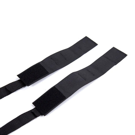 Ohmama fetish bondage-fessel mit schwarzen nylonriemen und klettverschlüssen für sicheren halt