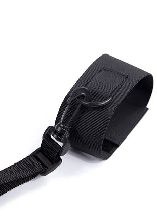 Ohmama fetish bondage-fessel aus schwarzem nylon mit metallhaken und verstellbarem klettverschluss