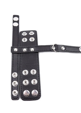 Ohmama fetish keuschheitshülle aus schwarzem leder mit silbernen druckknöpfen und metallschlaufe