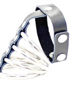 Schwarzes leder-cuff mit silbernen metallringen ohmama fetish penishülle mit metallringen