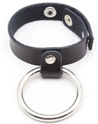 Schwarzes lederhalsband ohmama fetish mit silbernem doppelt ring metallanhänger penisring