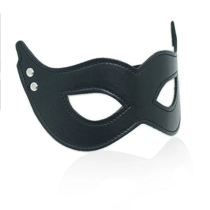 Ohmama fetish pu-maske mit klemmhalterung in schwarzem leder mit silbernen nieten und genähten kanten