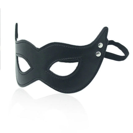 Ohmama fetish schwarze pu-ledermaske mit silbernen nieten und verstellbarem riemen
