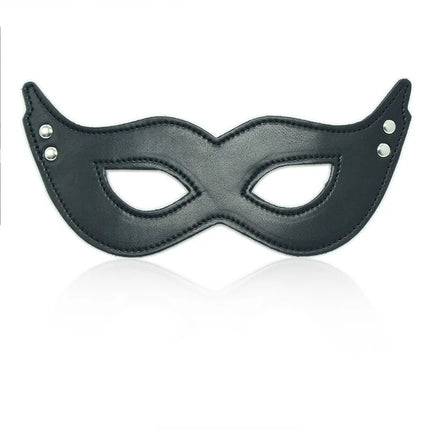Ohmama fetish pu-maske aus schwarzem leder mit silbernen nieten und genähten kanten