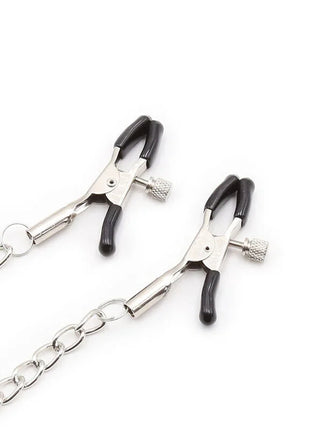 Ohmama fetish ringknebel mit ketten und schwarzen metallnippelklemmen aus silbernem metall