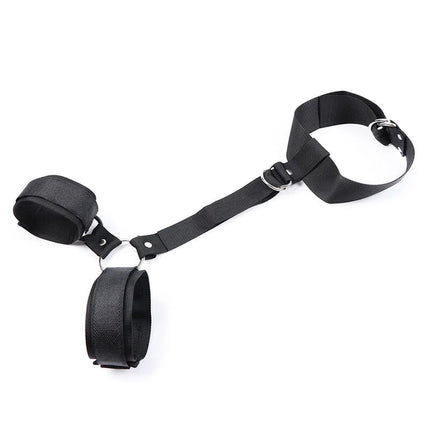 Schwarzes fabric handgelenk- und fußgelenkfesselset mit metallschlaufe verstellbar hogtie von ohmama fetish