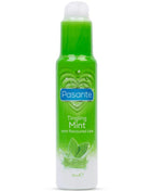 Grüne und weiße pasante flasche mit tingling mint aromatisiertem gleitmittel 75 ml rückseite sichtbar