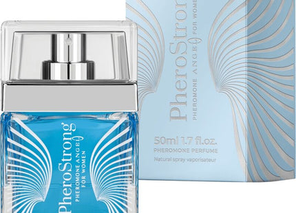 Ein schlanker transparenter glasflakon pherostrong pheromonparfüm engel für frauen 50 ml mit silbernem sprühkopf und blauem duftstoff
