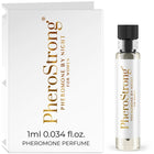 Eine schlanke transparente glasflasche mit schwarzem deckel und goldener schrift pherostrong pheromone by night für frauen 1 ml klare flüssigkeit