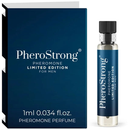 Ein schlankes, transparentes glasfläschchen mit schwarzem rippverschluss und navyblauem etikett pherostrong pheromonparfüm limitierte edition für männer 1 ml