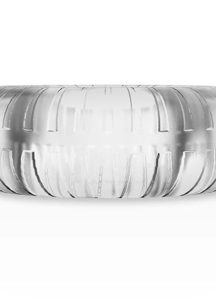 Ein transparenter silberner penisring powering mit geriffelter oberfläche und reflektierendem finish 4,5 cm breit