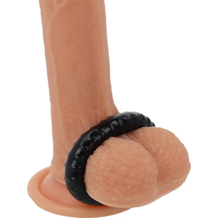 Beiger silikon phallus mit schwarzem strukturierter penisring super flexibler und widerstandsfähiger 4,5 cm pr07 schwarz