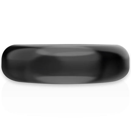 Ein glänzender schwarzer keramik penisring powering super flexibel und widerstandsfähig mit abgerundet rechteckigem design