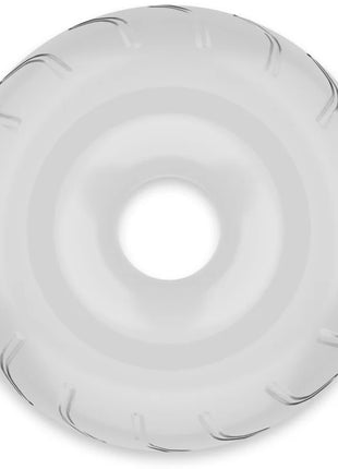 Klarer transparenter donutförmiger penisring aus flexiblem kunststoff mit glatter oberfläche und feiner rillenstruktur