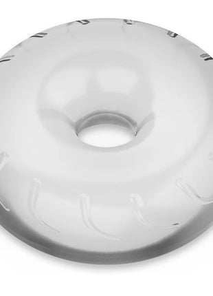 Klarer glas penisring mit donutförmiger form und subtilen gravierten linien rundum für super flexibilität und widerstandskraft
