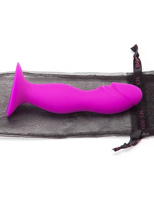 Vibranter pinker silikon analplug mit breitem sockel in schwarzem netzaufbewahrungsbeutel von pretty love booty passion realistischer stecker