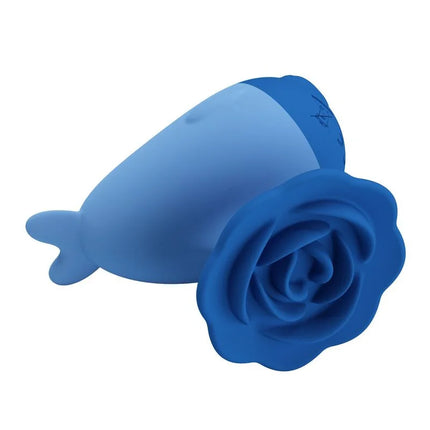 Blauer silikon dolphin mini vibrator mit ergonomischem design und rosendetail auf der rückseite von pretty love