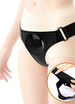 PRETTY LOVE - HARNESS-HOSE UNIVERSAL-HARNESS MIT DILDO JERRY 21.8 CM NATUR - Geschirre