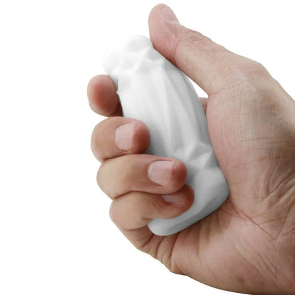 Weißer texturierter stressabbau fidget toy aus silikon in hand gehalten für pretty love männlicher masturbator modell 2