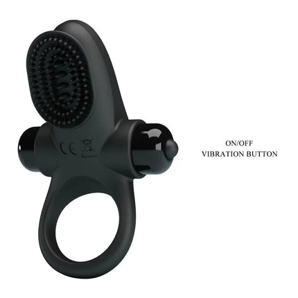 Schwarzer silikonring mit eingebauter bürstenkopf und vibrationsknopf von pretty love für den schwarzen penis