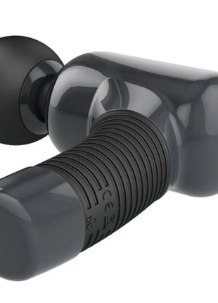 Schwarzer ergonomischer handmassagegerät mit strukturierter griffoberfläche und glänzendem finish von Pretty Love